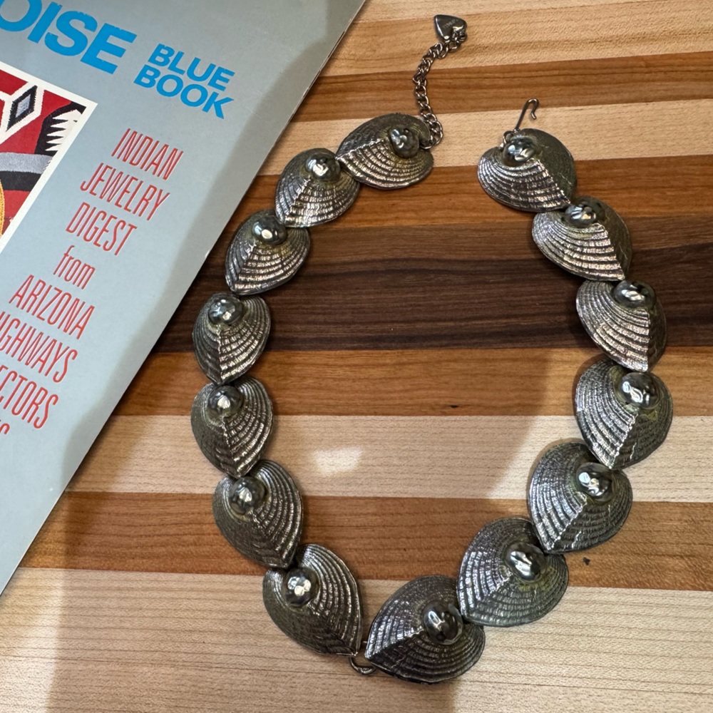 Vintage silver tone amazing Mosell necklace preowned